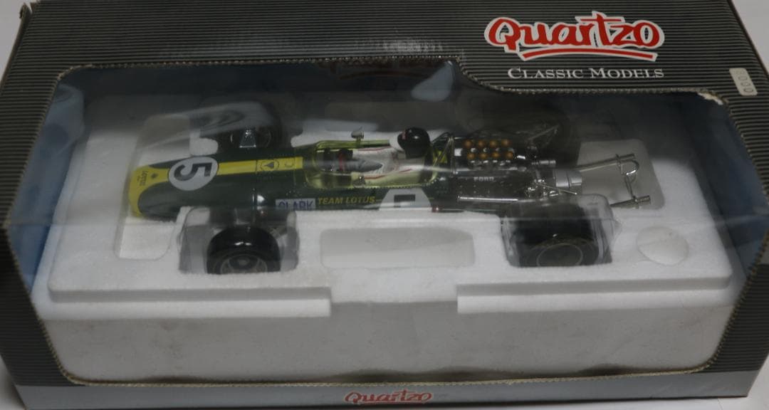 Quartzo１/１８ クラシックモデル　ロータス４９　１９６７ジム・クラーク