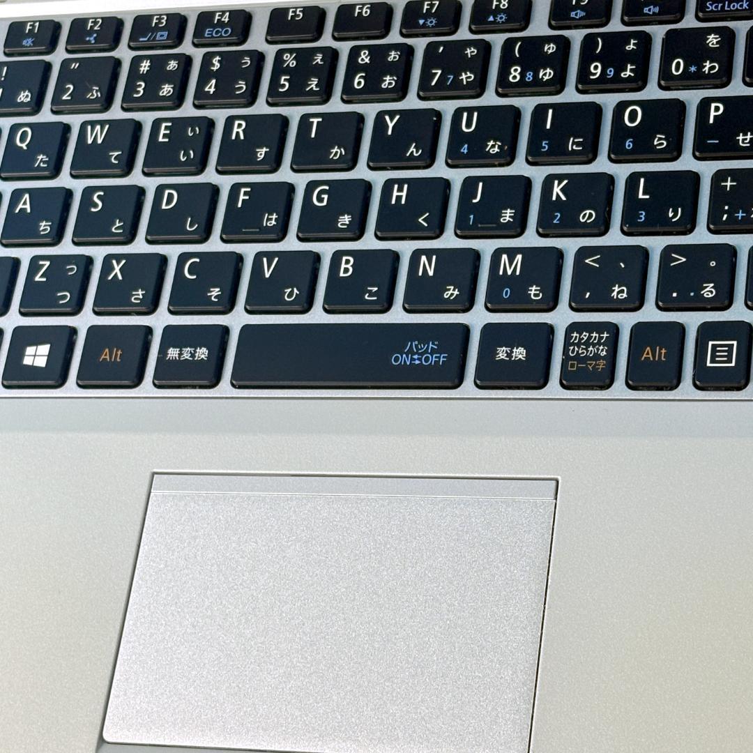 コンパクトサイズ★MSオフィス・Corei5・8GB・SSD・ノートパソコン