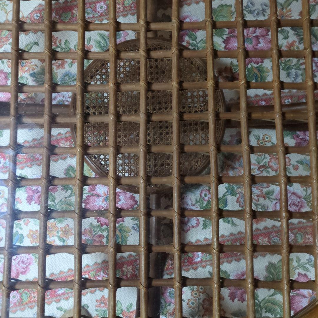 レトロ　ラタン製 円形座卓 メッシュデザイン　　直径９０センチ　高さ３５センチ