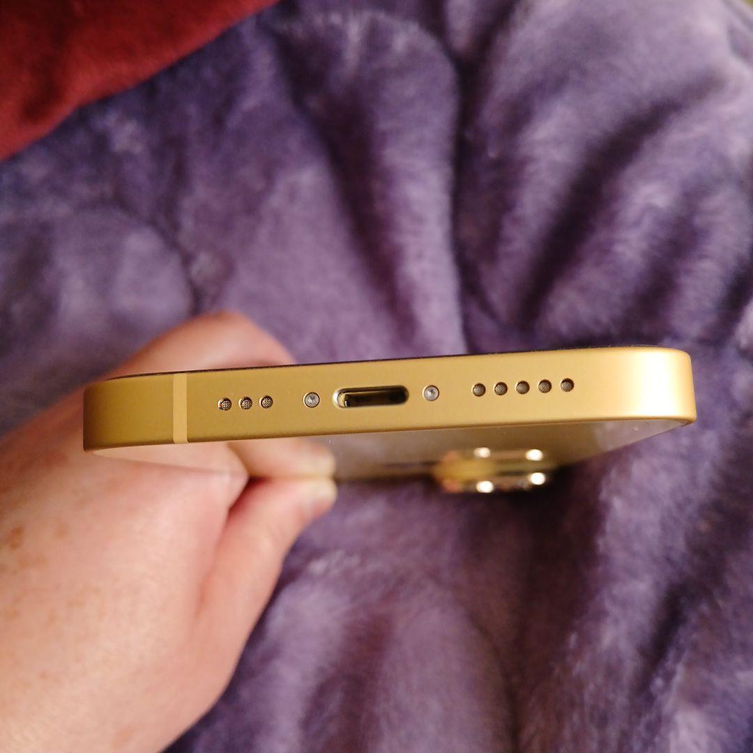 Apple iPhone 14 256GB SIMフリー美品！