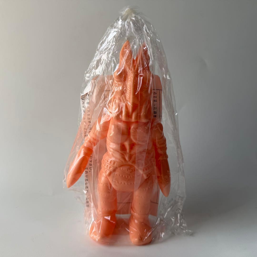 M1号　バルタン星人　未塗装　ソフビ　フィギュア