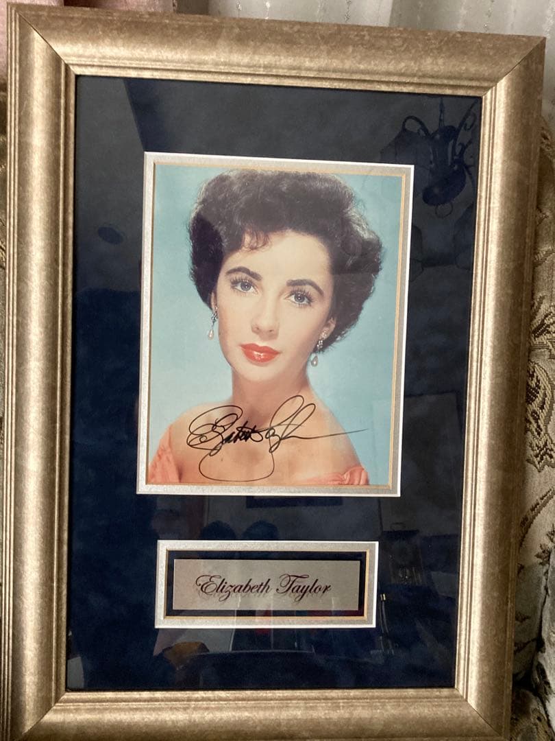 エリザベステイラー　直筆サイン入りフォトフレーム