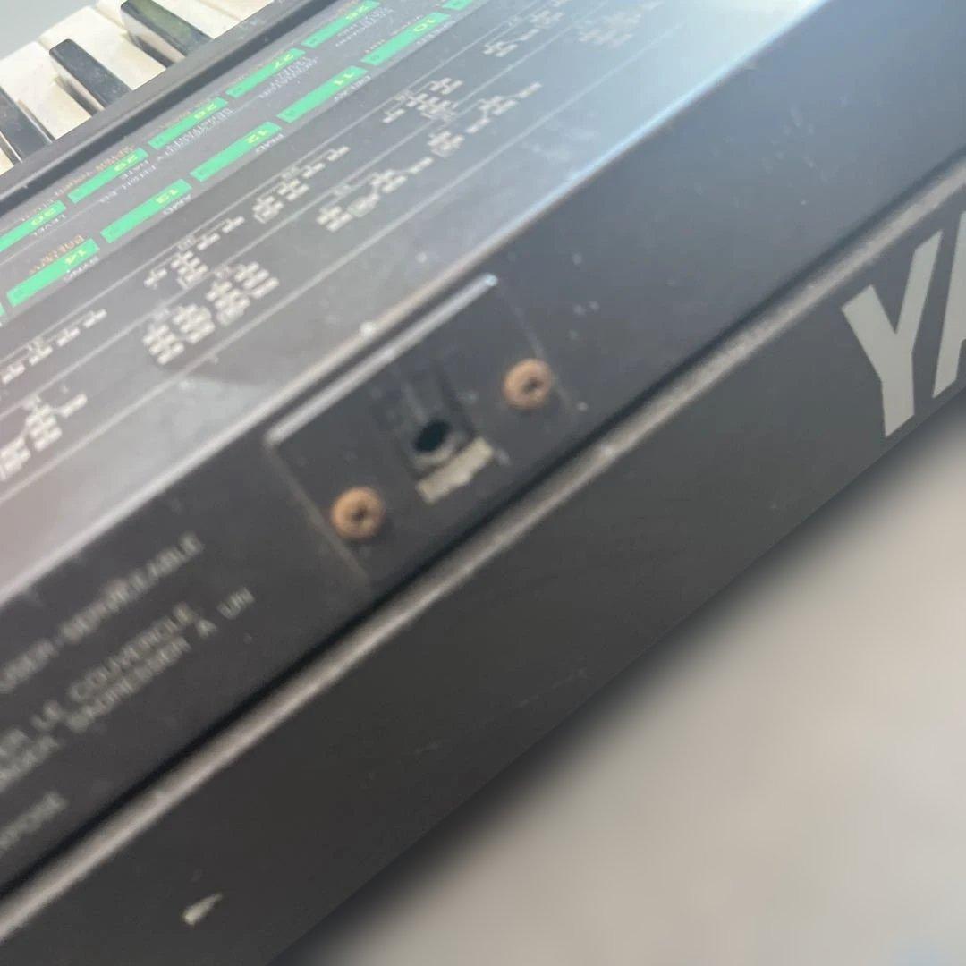 ヤマハ YAMAHA DX7 シンセサイザー 通電確認済み中古