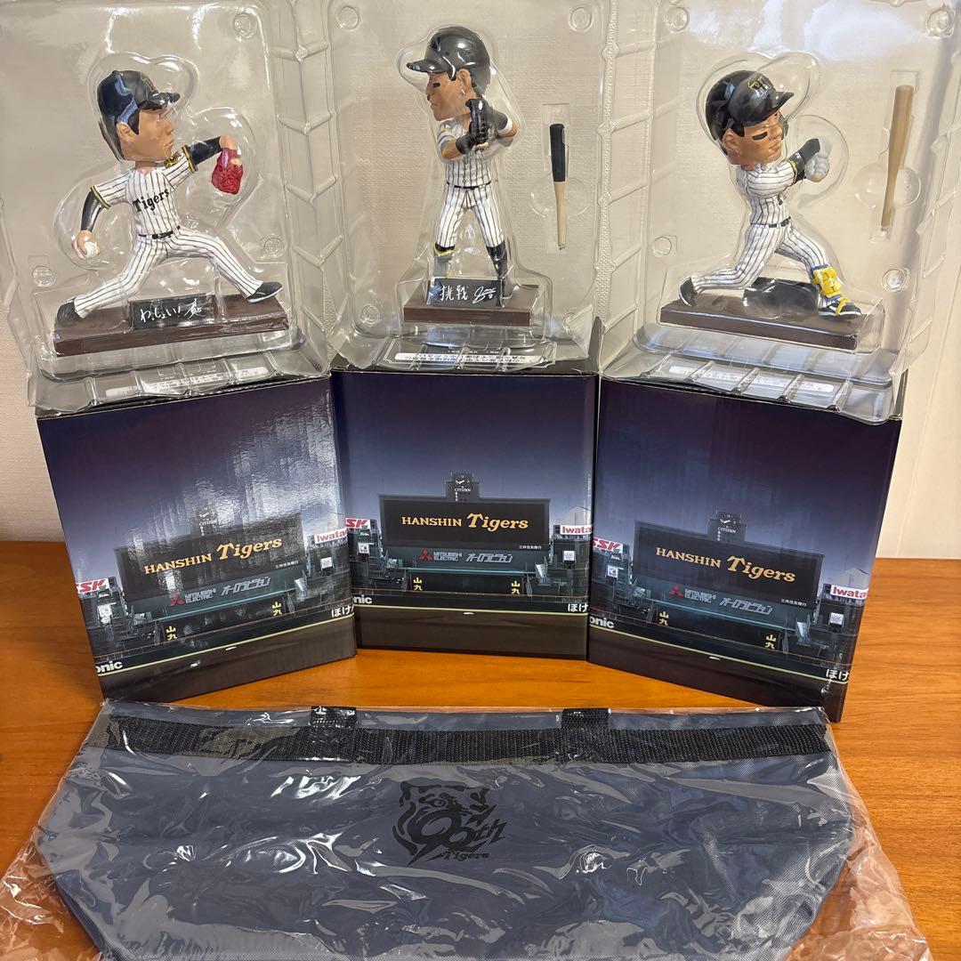 阪神タイガース ボブルヘッド 2025 3体セット 佐藤選手 森下選手 才木選手
