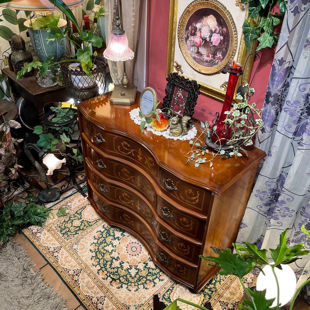 雪　Sale イタリアン アンティークPT 象嵌　４DRキャビネット