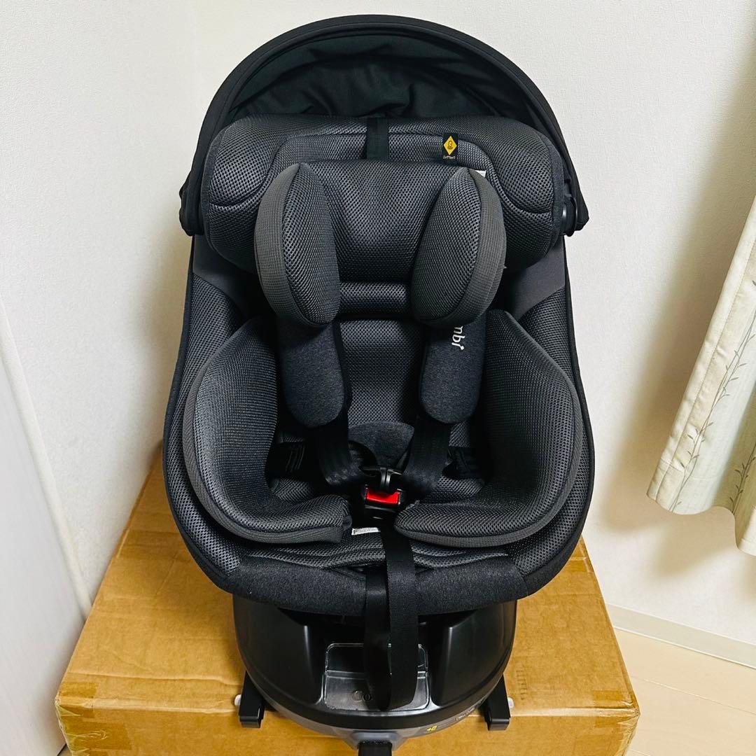 combi クルムーヴ アドバンス ISOFIX JP-590 チャイルドシート