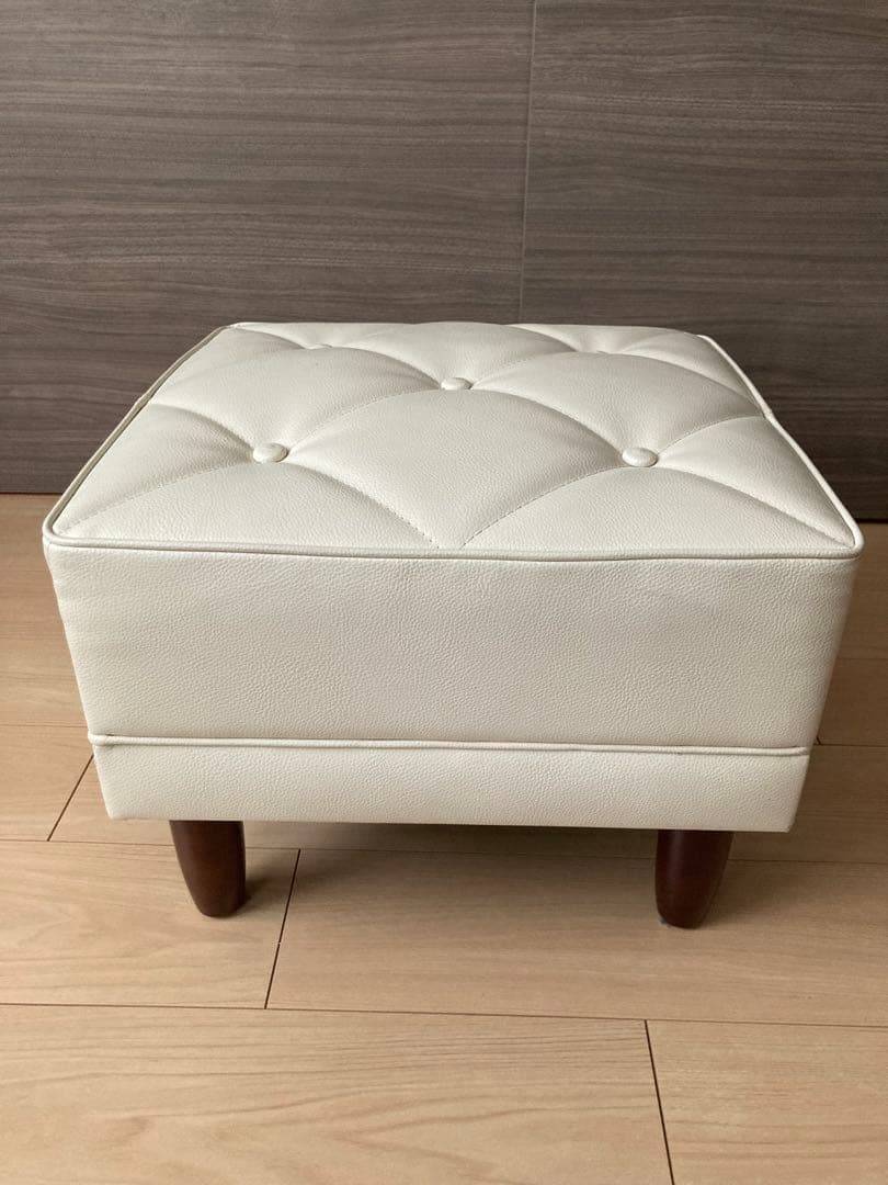 カリモク60 オットマン　ホワイト