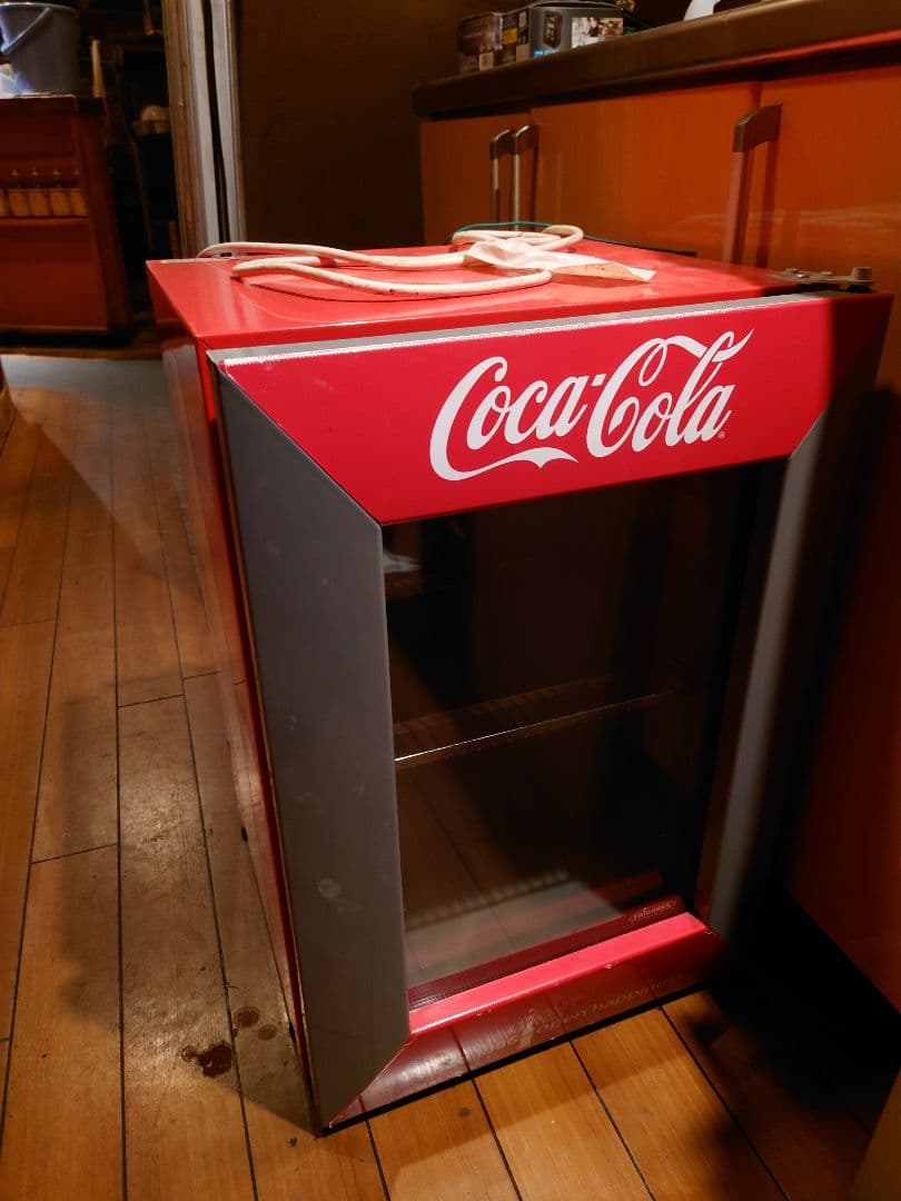 Coca-Cola 冷温庫 赤　LOOKさん専用です。