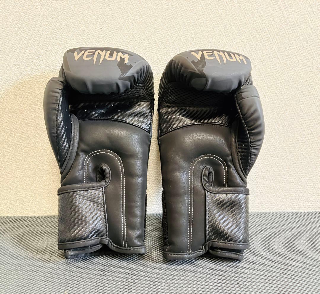 美品｜VENUM ボクシンググローブ ブラック 10oz