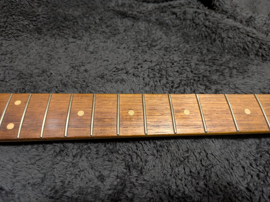 VanZandt STV-R3 white blonde ゴールドパーツ