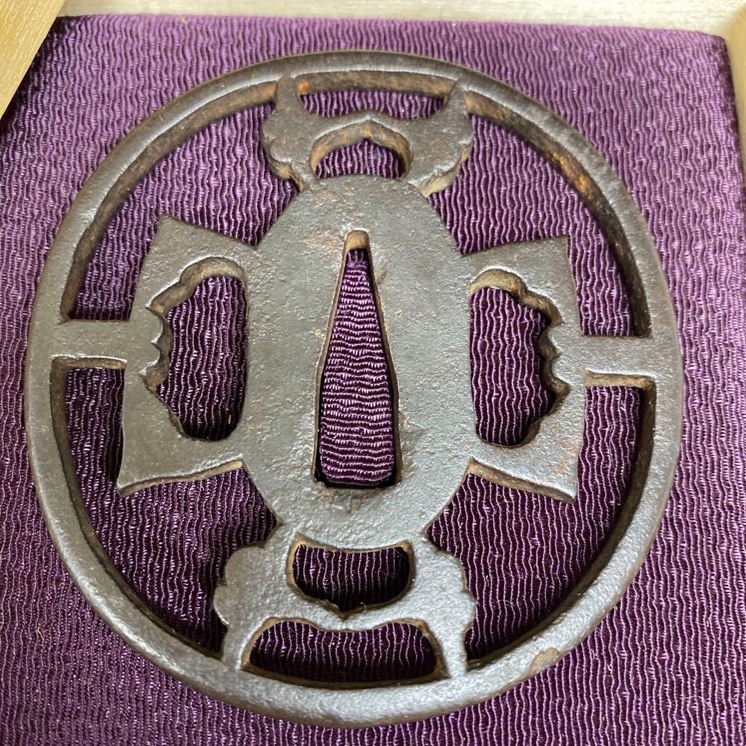 江戸期　透刀鍔　共箱　69g 東さ7-0310☆2F