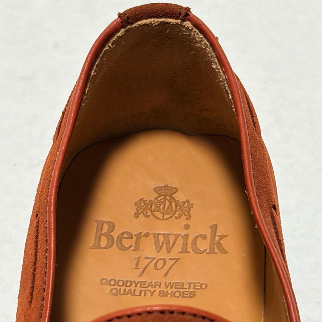 Berwickバーウィック タッセルローファー スウェード 8491 オレンジ