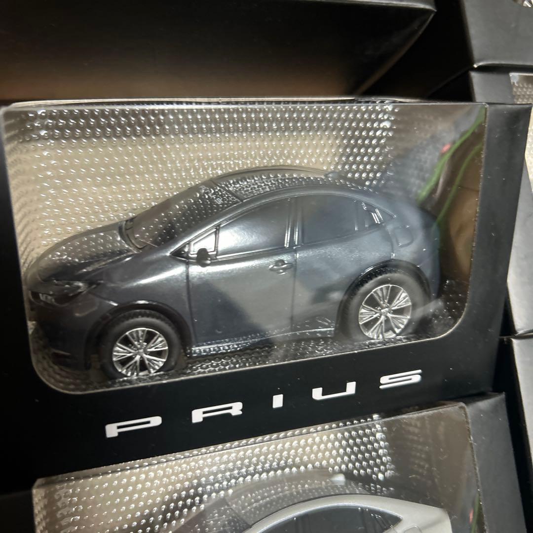 トヨタ　プリウス　ミニカー プルバック　８台