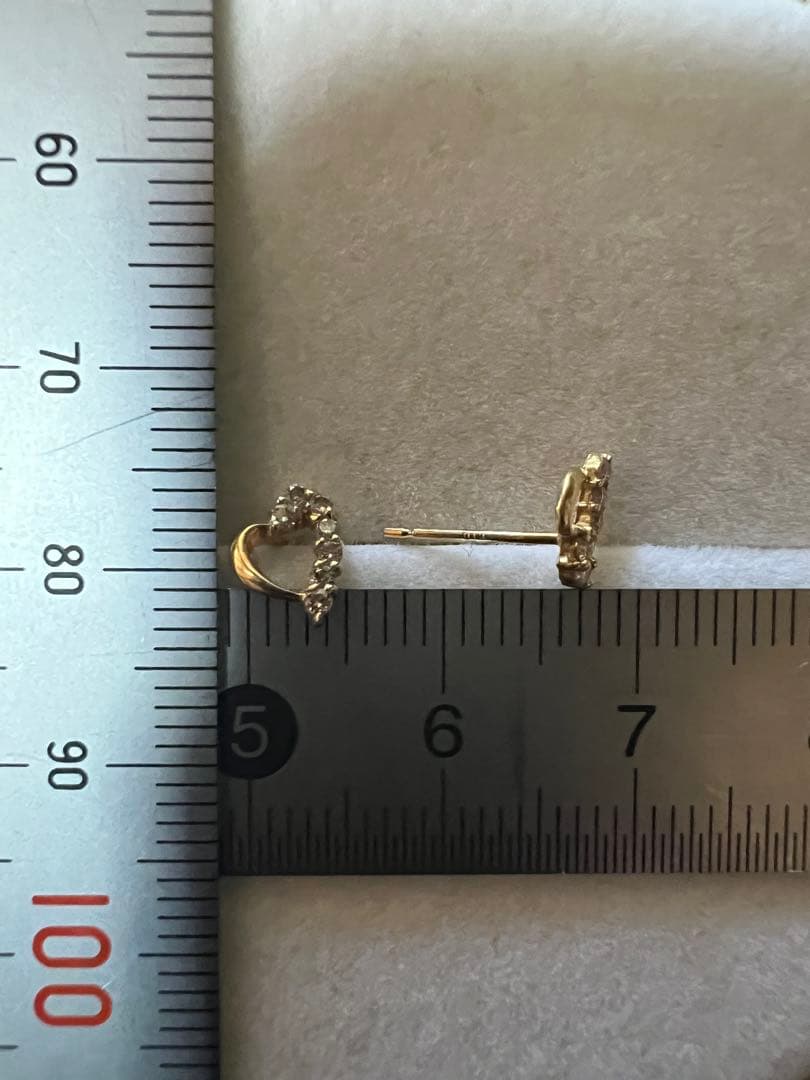 購入者様決定　他の方はすみません K18YG ハート　ダイヤ　ピアス