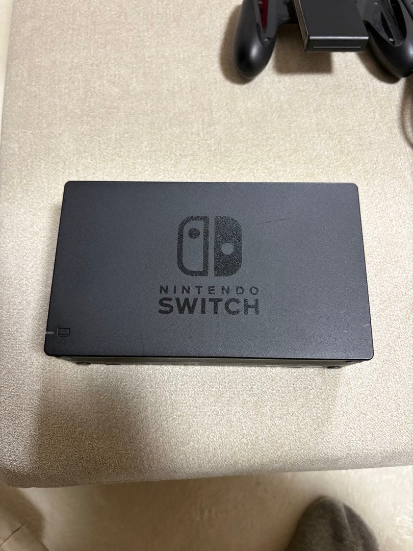 Nintendo Switch 本体 青/赤ジョイコン