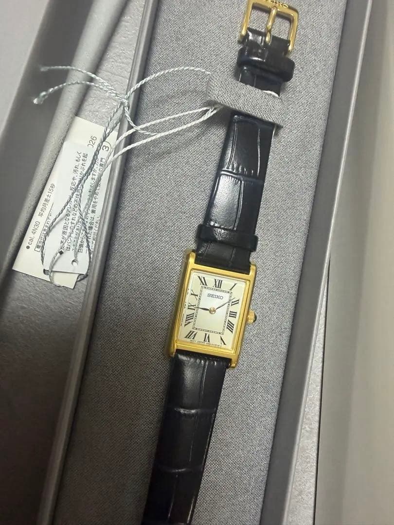 セイコー　ナノユニバース　SSEH026 ブラック　ゴールド　腕時計