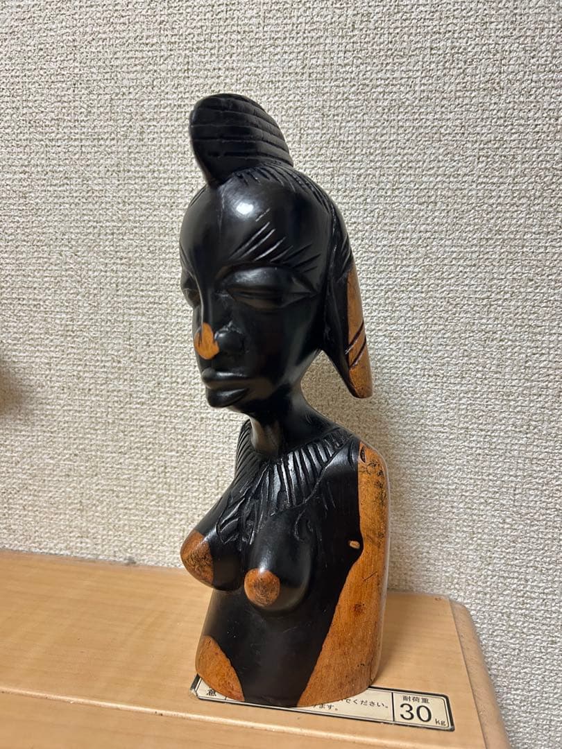 EXPO関西万博大阪　セネガルパビリオン　クイーン彫刻作品置物黒檀コクタン