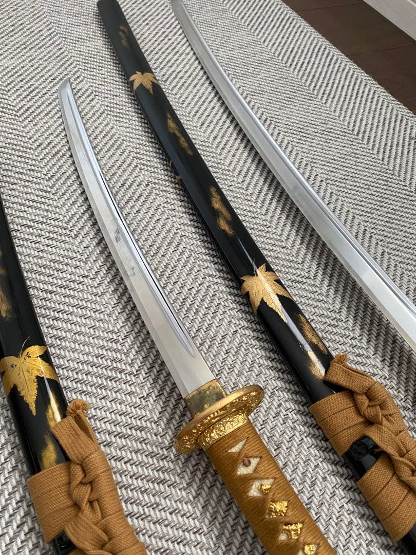 黒金装飾の刀 2本セット