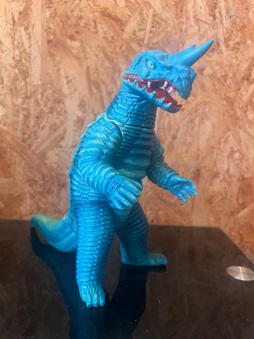 マーミット アボラス