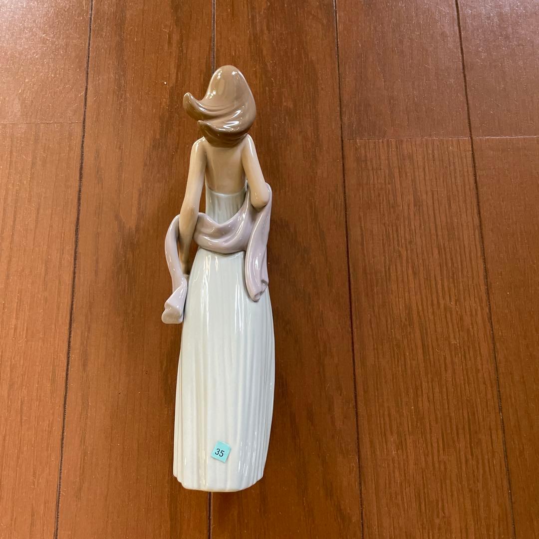 「最終値下げ‼️」リヤドロ　スペイン　陶器　人形