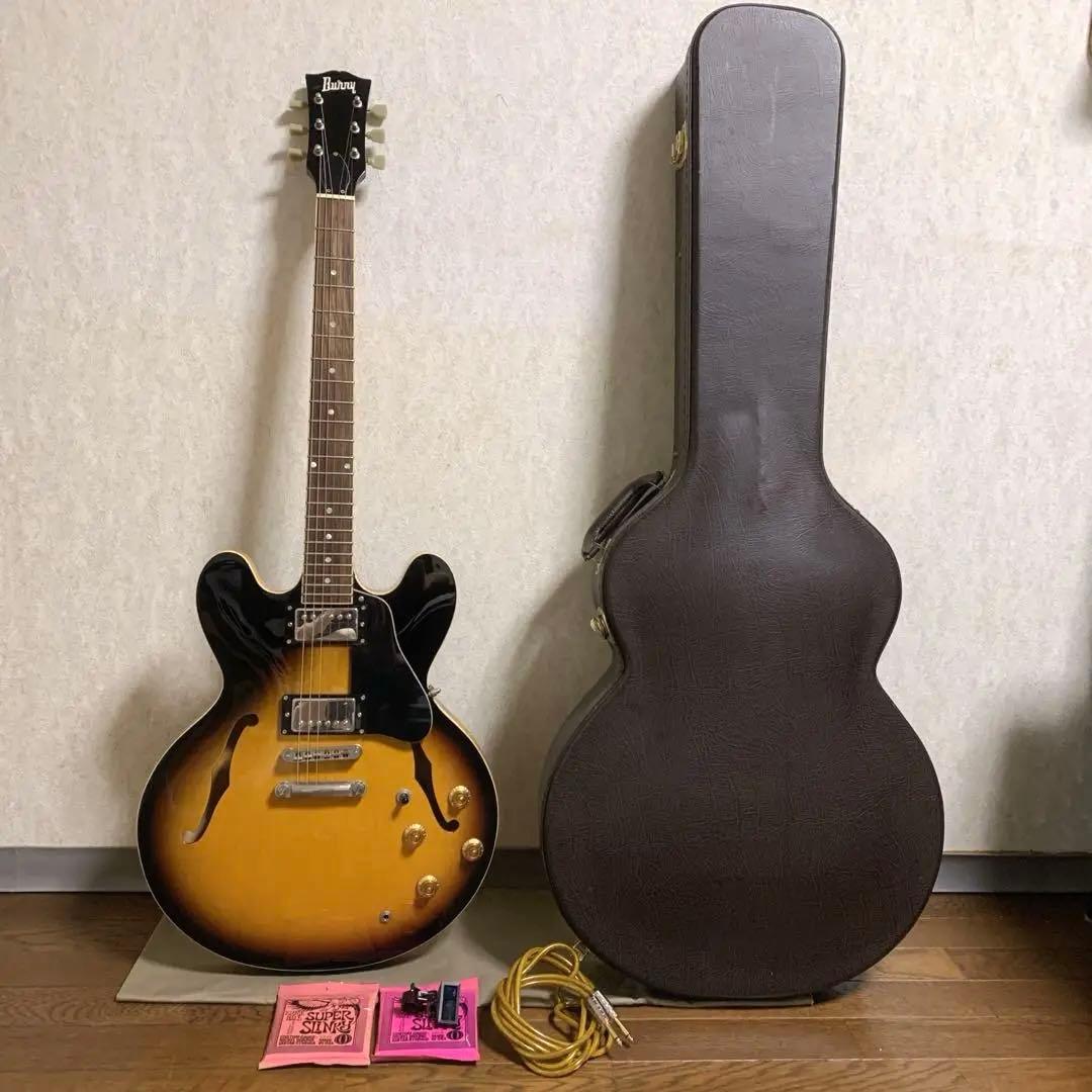 美品！バーニー♦︎ハードケース付　チューナー、弦、ケーブルのおまけ付き