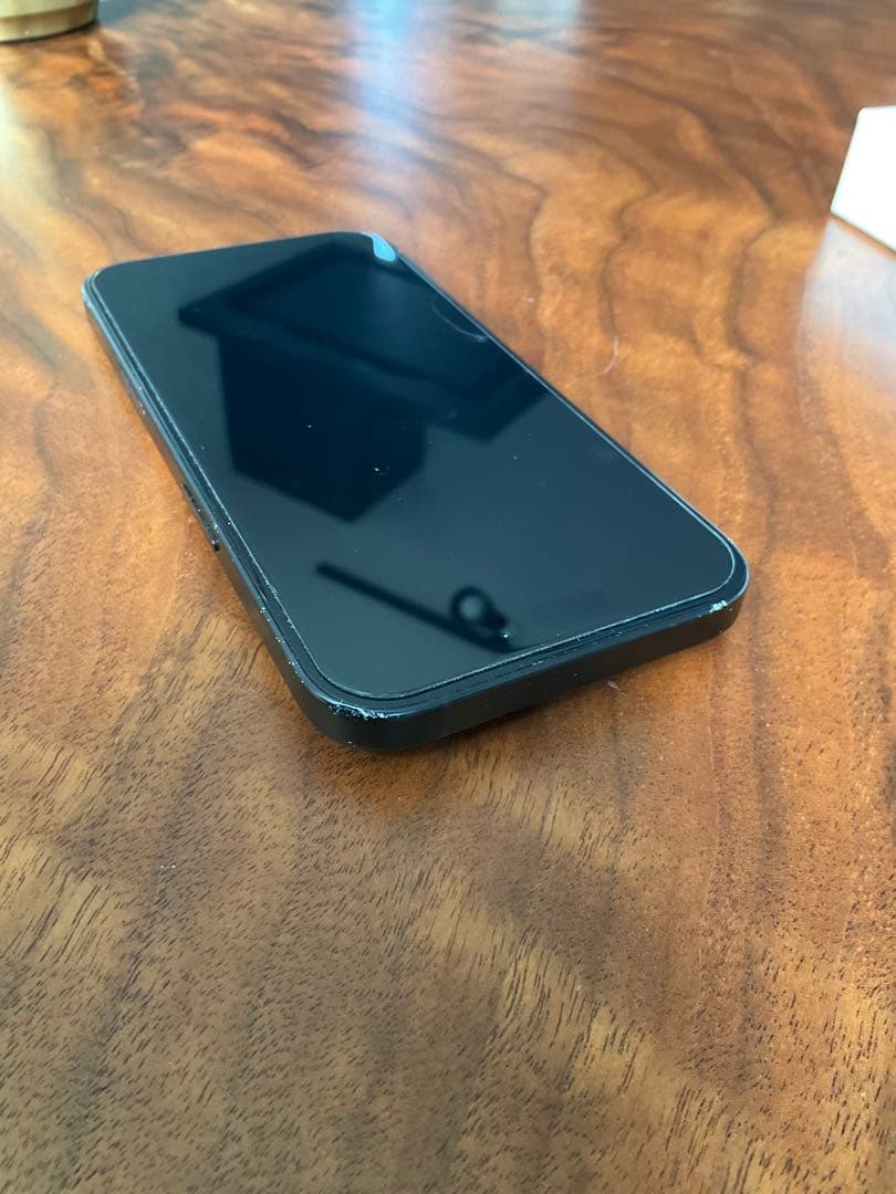 iPhone16 128GB BLACK 純正ケース付き 傷あり