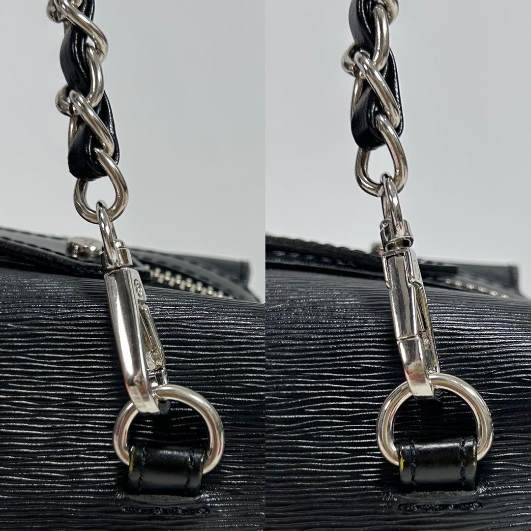 【未使用級】ヴィヴィアンウエストウッド ショルダーバッグ レザー オーブ 型押し