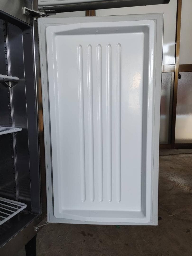 美品・フクシマ 縦型冷蔵庫（4枚ドア） GRN-090RM（改） 業務用