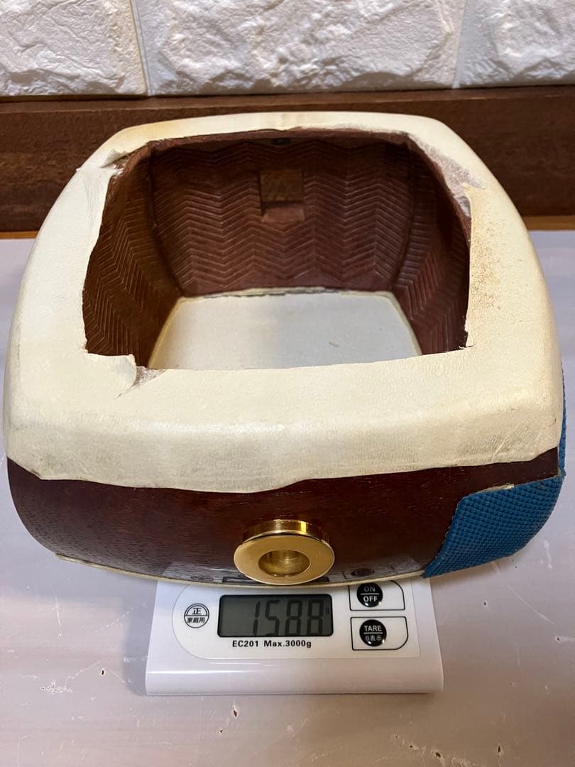 【高級希少】津軽三味線 紅木 トチ有 子持綾杉胴 三つ折棹 金細 二本溝 K18