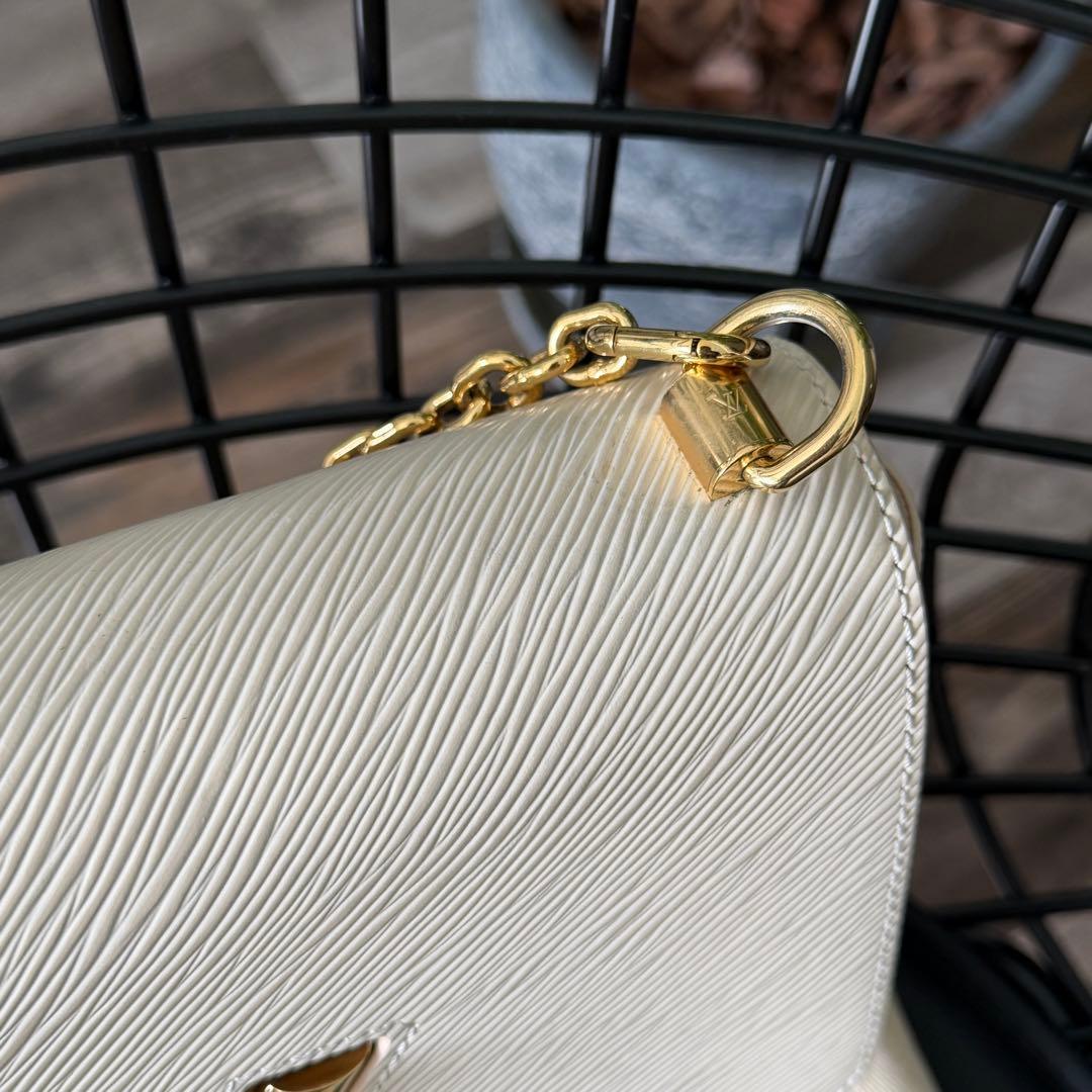 ルイヴィトン ツイスト MM エピ ショルダーバッグ ピンクベージュ 2WAY