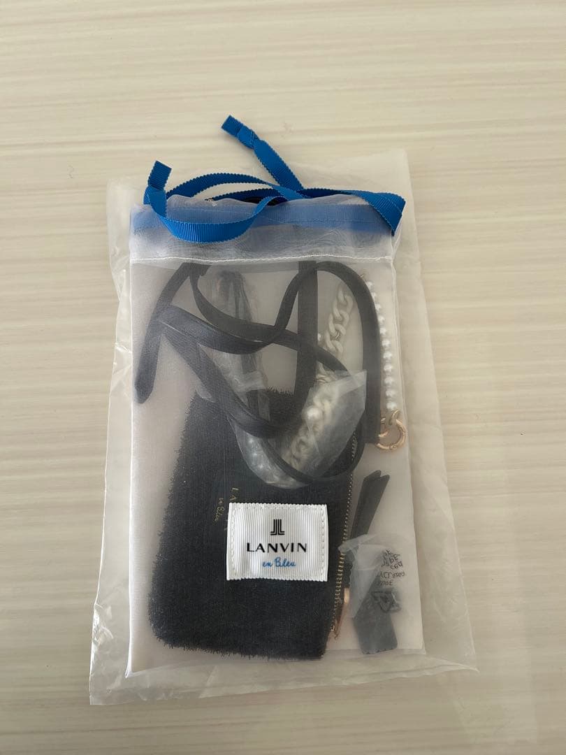 【JAL機内販売限定】ランバン オン ブルー ジュエル ポーチ ＆ ストラップ