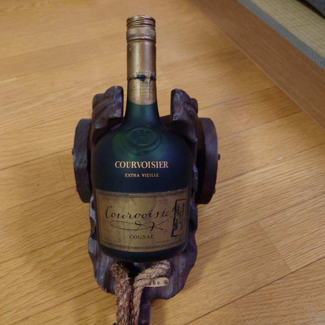 COURVOISIER Extra Vieille 木製キャリー付き