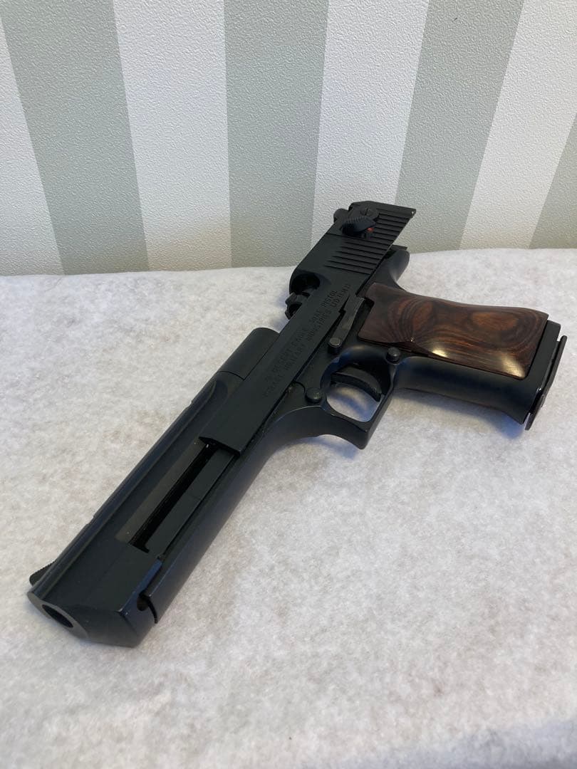 東京マルイ　ガスガン　デザートイーグル旧型　木製グリップ