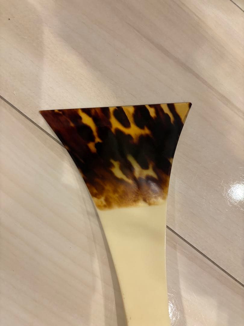 三味線　紅木 中棹 東さわり・ 地唄・撥・ 駒 ・袋他 ケース付