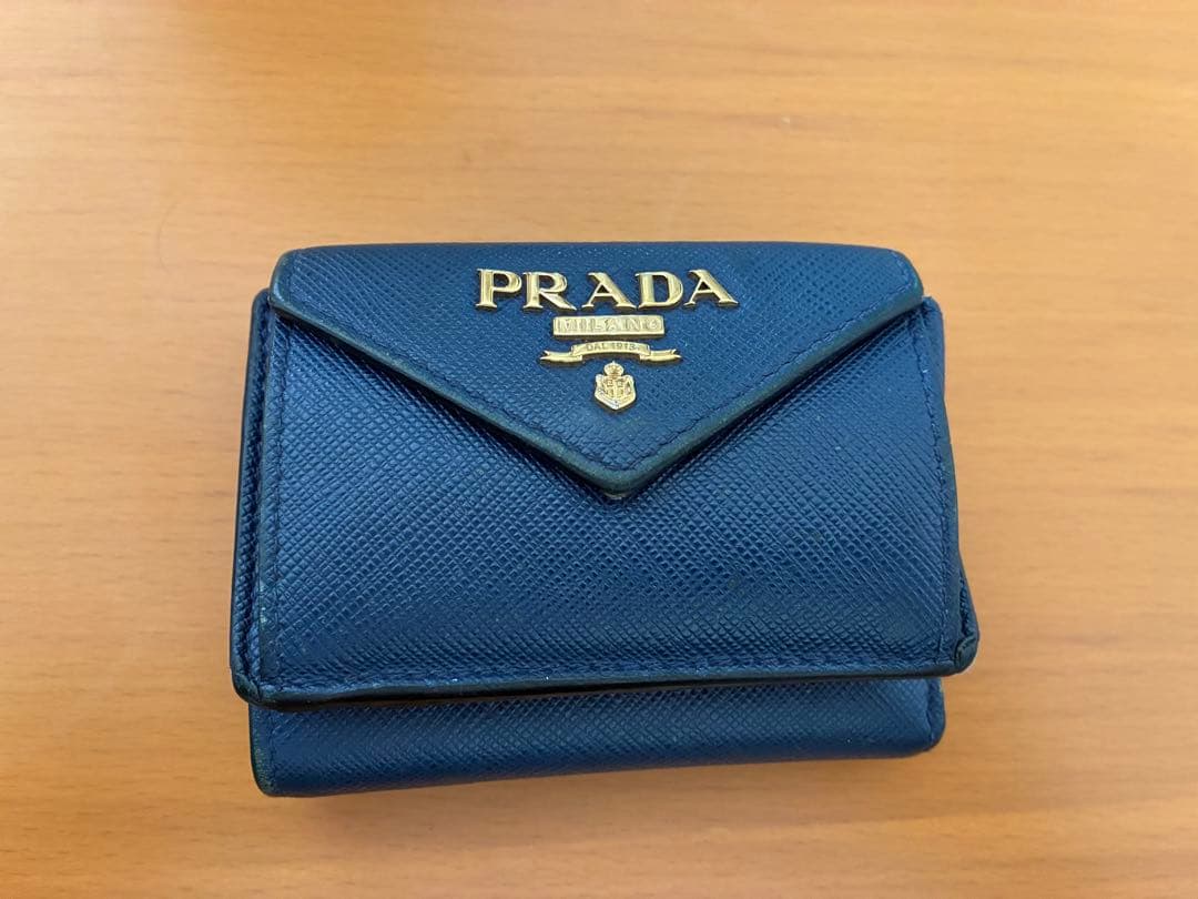 PRADA ネイビー 三つ折り財布
