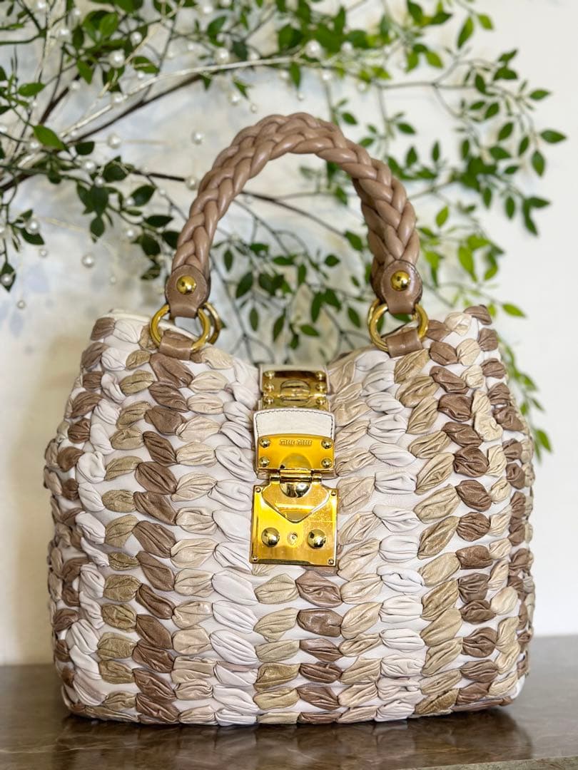 miumiu マトラッセ 2way バッグ カゴバッグ 本革ショルダーバッグ