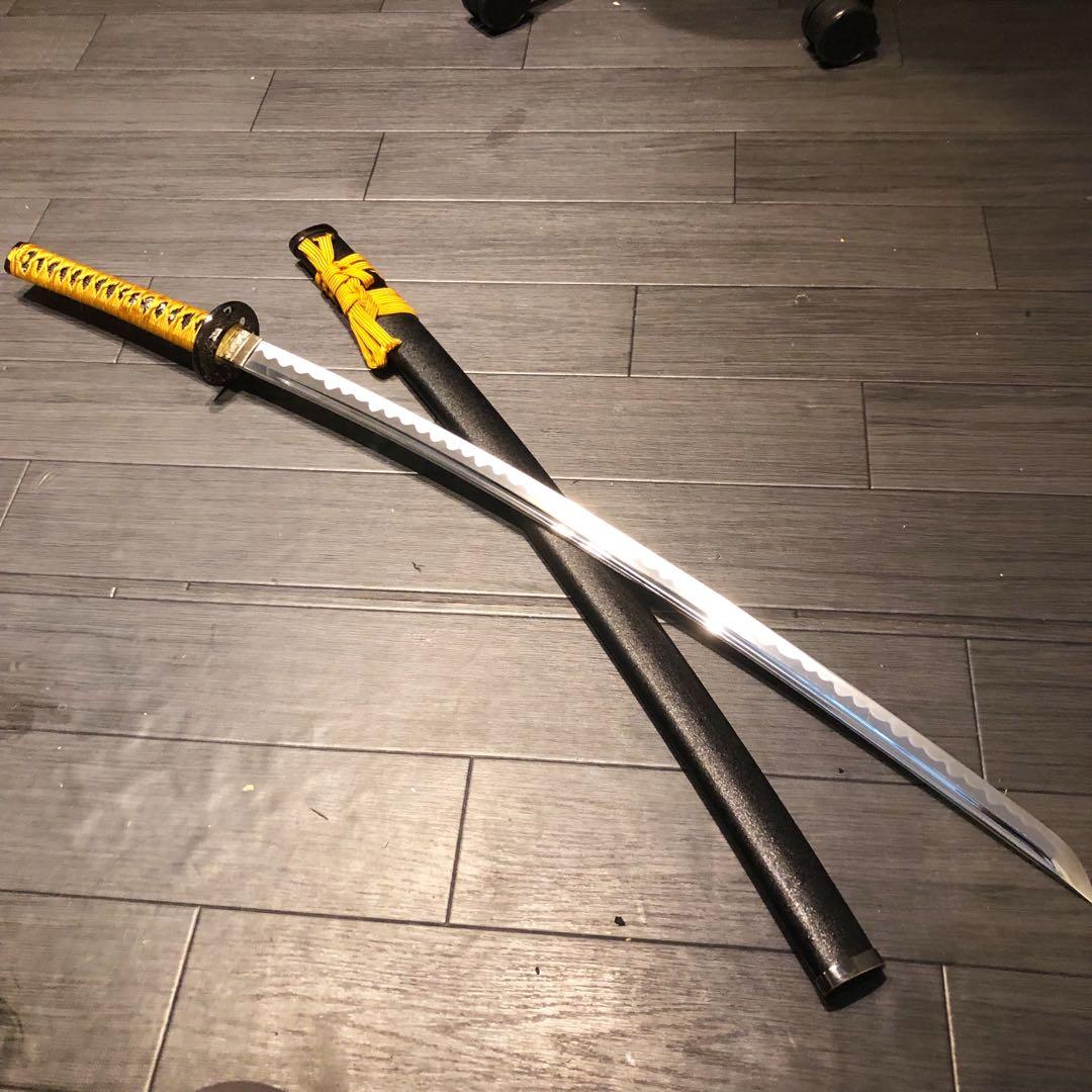 専用　模造刀　居合刀　樋入り刀身　橙金拵え　亜合金刀身　名刀