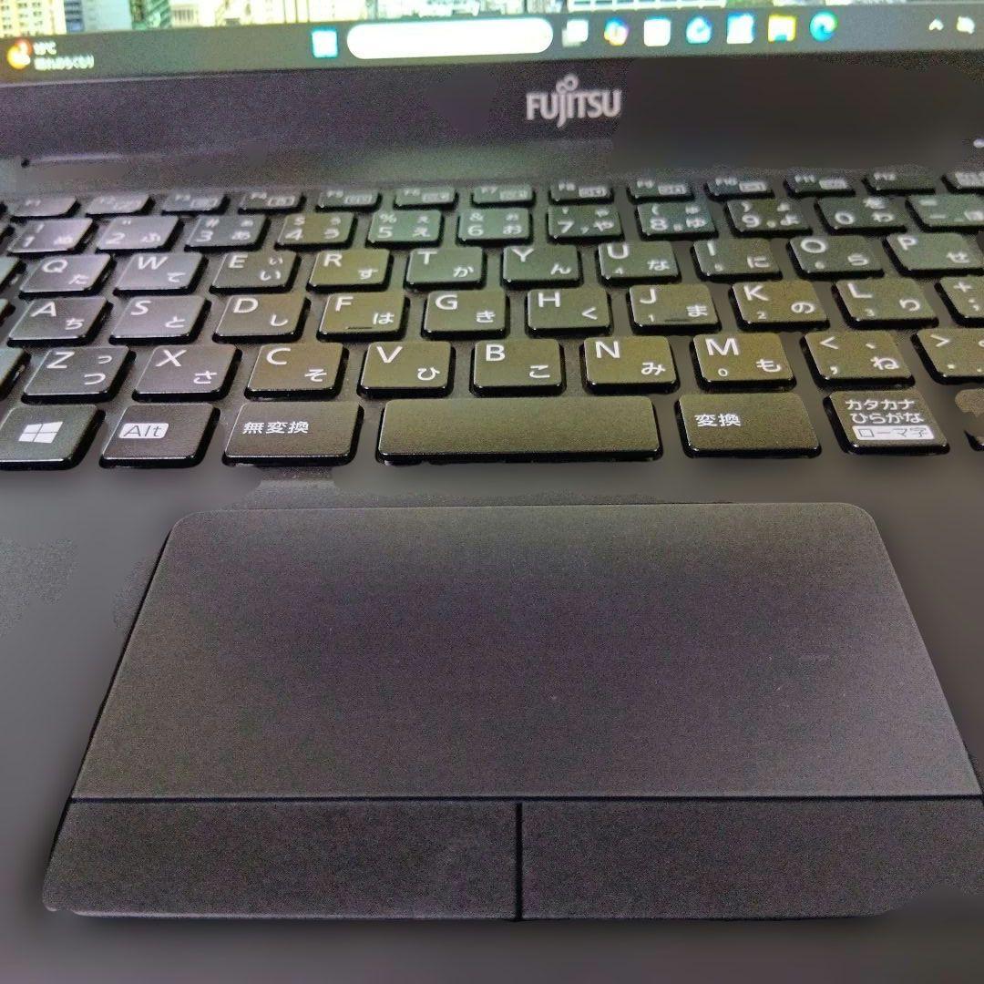 Z③ 富士通　ＦＭＶＵ2803JD　U9310/DW