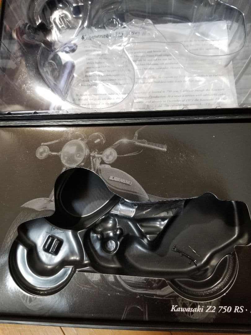 Minichampsミニチャンプス Z2 750 RS 1/12