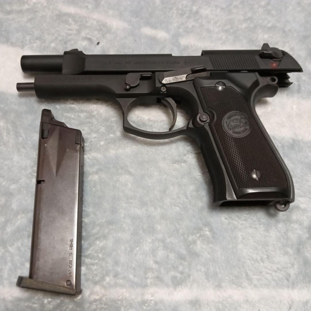 【ガスガン】美品　M92f ベレッタ　HW　黒　ホルスター　専用ローダー付