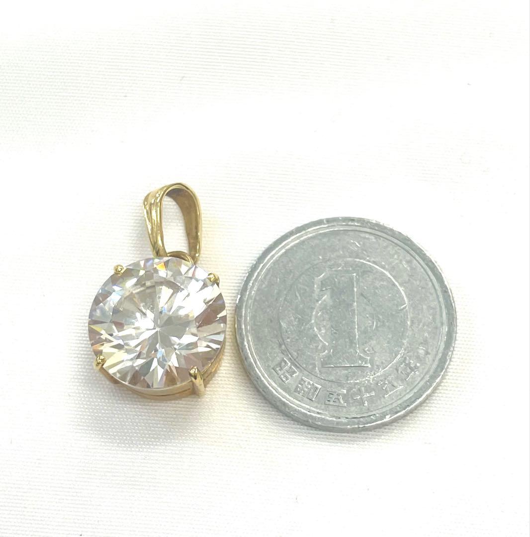 18金　ネックレス　ペンダント　トップ　ダイヤモンド？　サファイア？k18 大粒