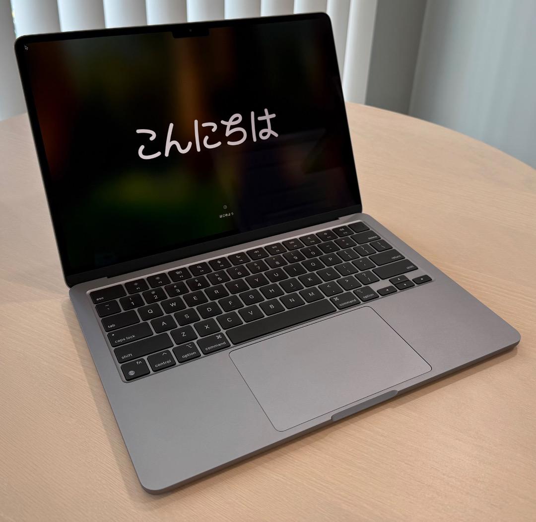 MacBook Air M2 13.6” 8GB 256GB グレー US配列