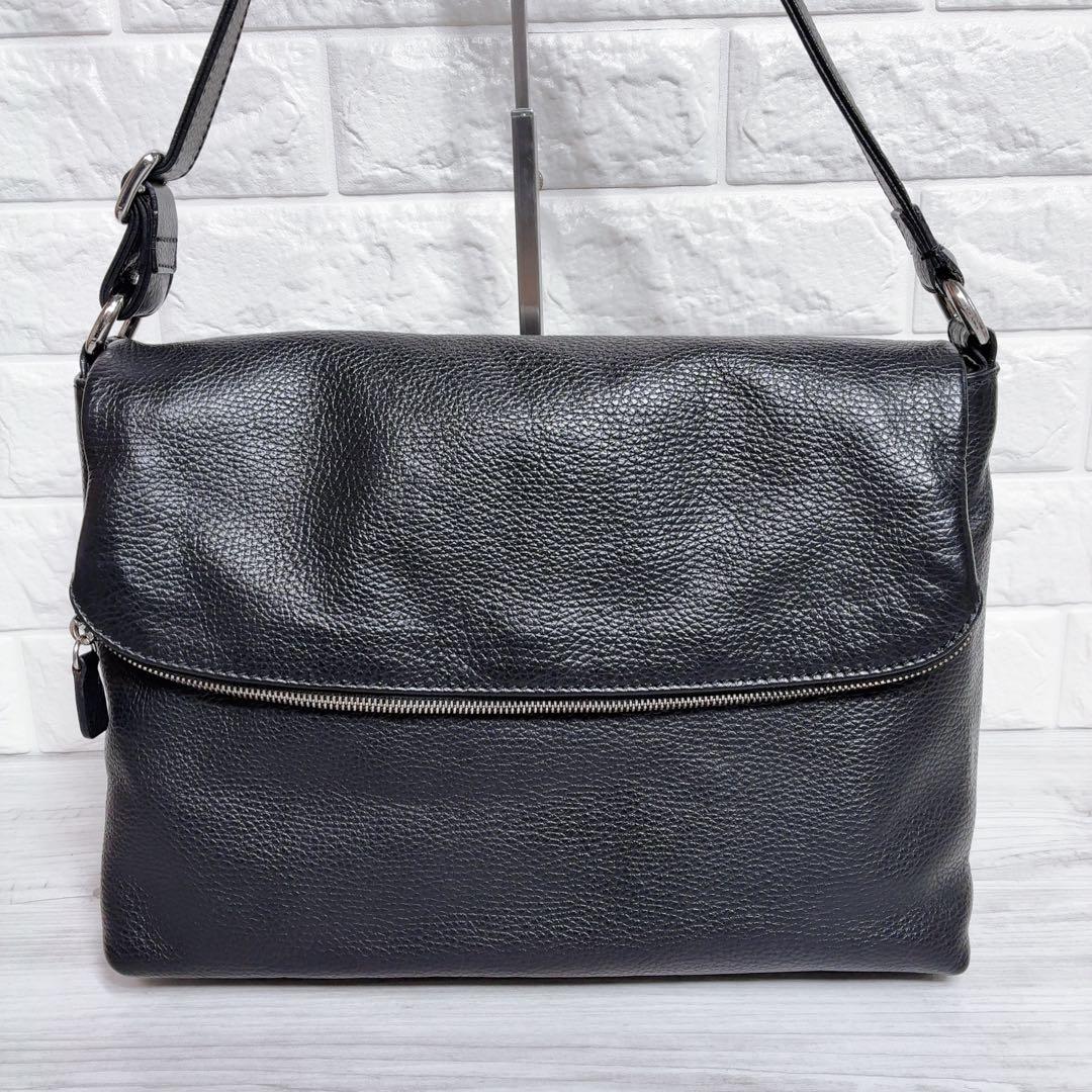 【ステファノマーノ】 ショルダーバッグ レザー 黒 イタリア 肩がけ シボ革