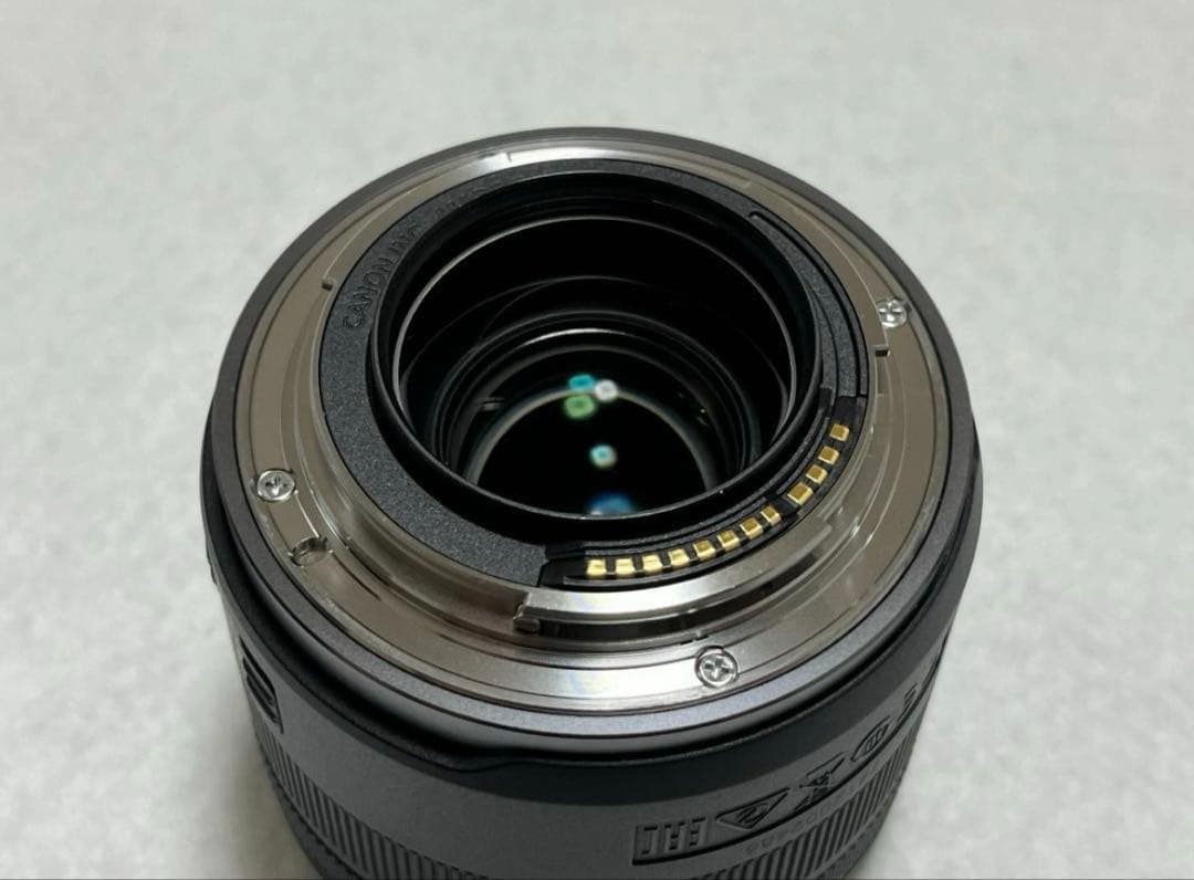 美品Canon RF 35mm F1.8 MACRO IS STM
