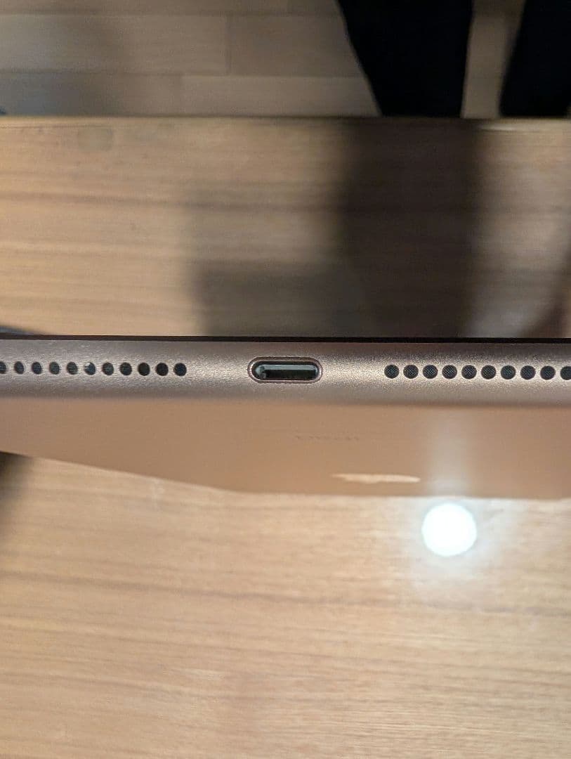 Apple iPad 第7世代 ゴールド本体 128GB Wi-Fi