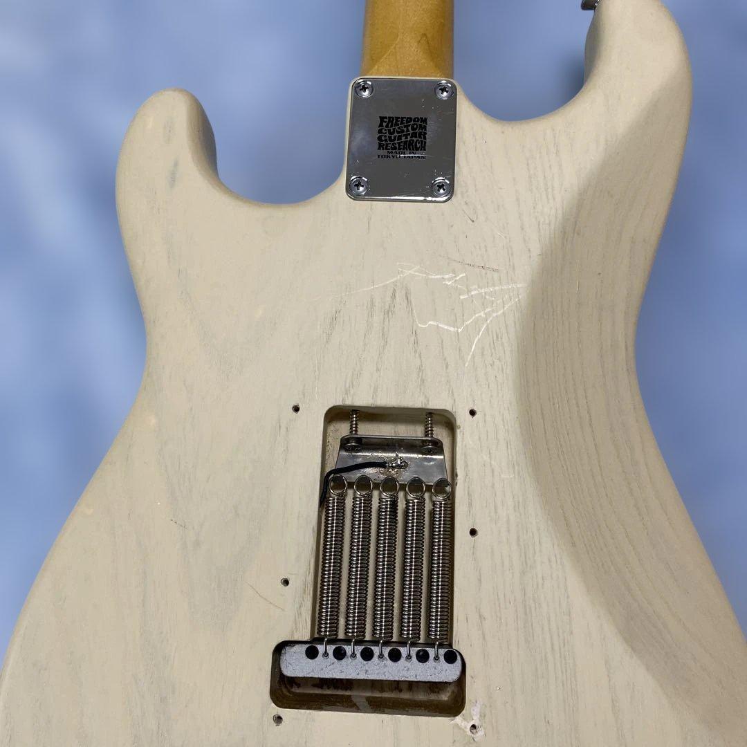 ヴィンテージブロンド・アッシュボディ 自作ストラトキャスター コンポーネント