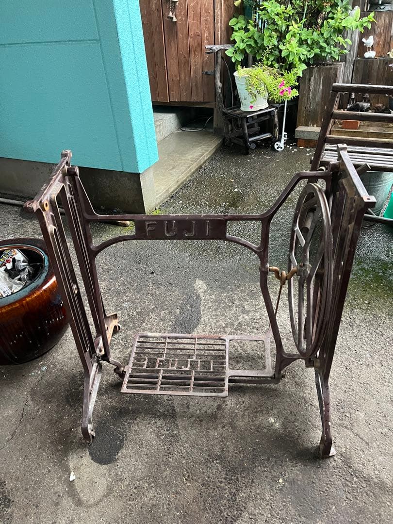 ミシン脚、アイアンテーブル脚、工業用ミシン脚、幅広ミシン脚、フジミシン脚