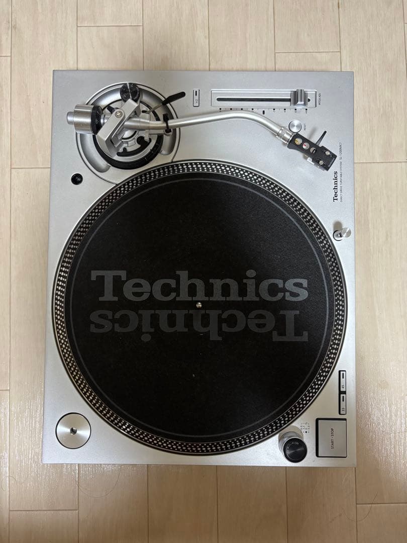 Technics sl-1200 mk7とNumarkミキサーセット