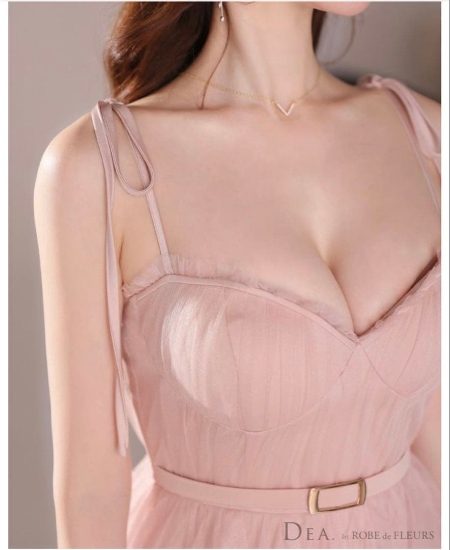 美品エレガントショルダーリボン ベルトデザイン ギャザー チュール Aライン