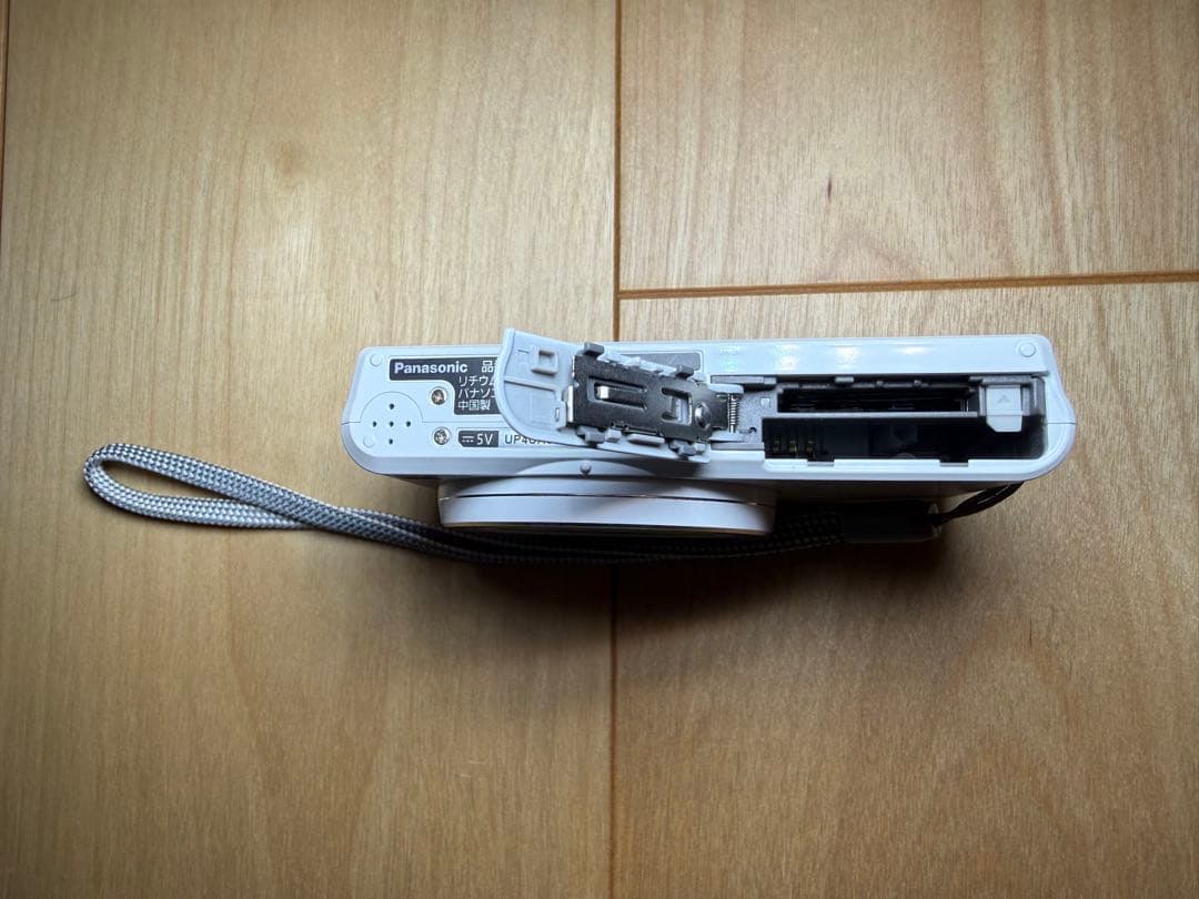 Panasonic パナソニック Lumix DMC-SZ8 ホワイト 美品！